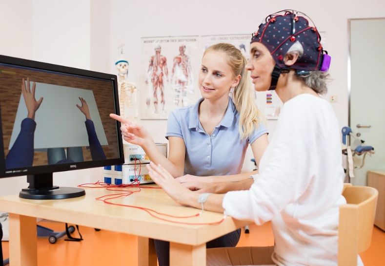 뇌졸중 재활을 통한 제2의 삶의 재건